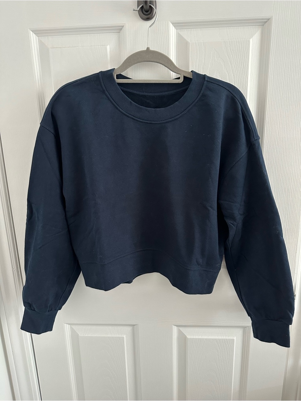 Lululemon Cropped Sweatshirt - Size 6